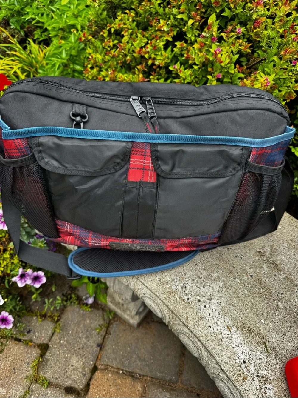 NWOT High Sierra Red and Navy Plaid Messenger Bag